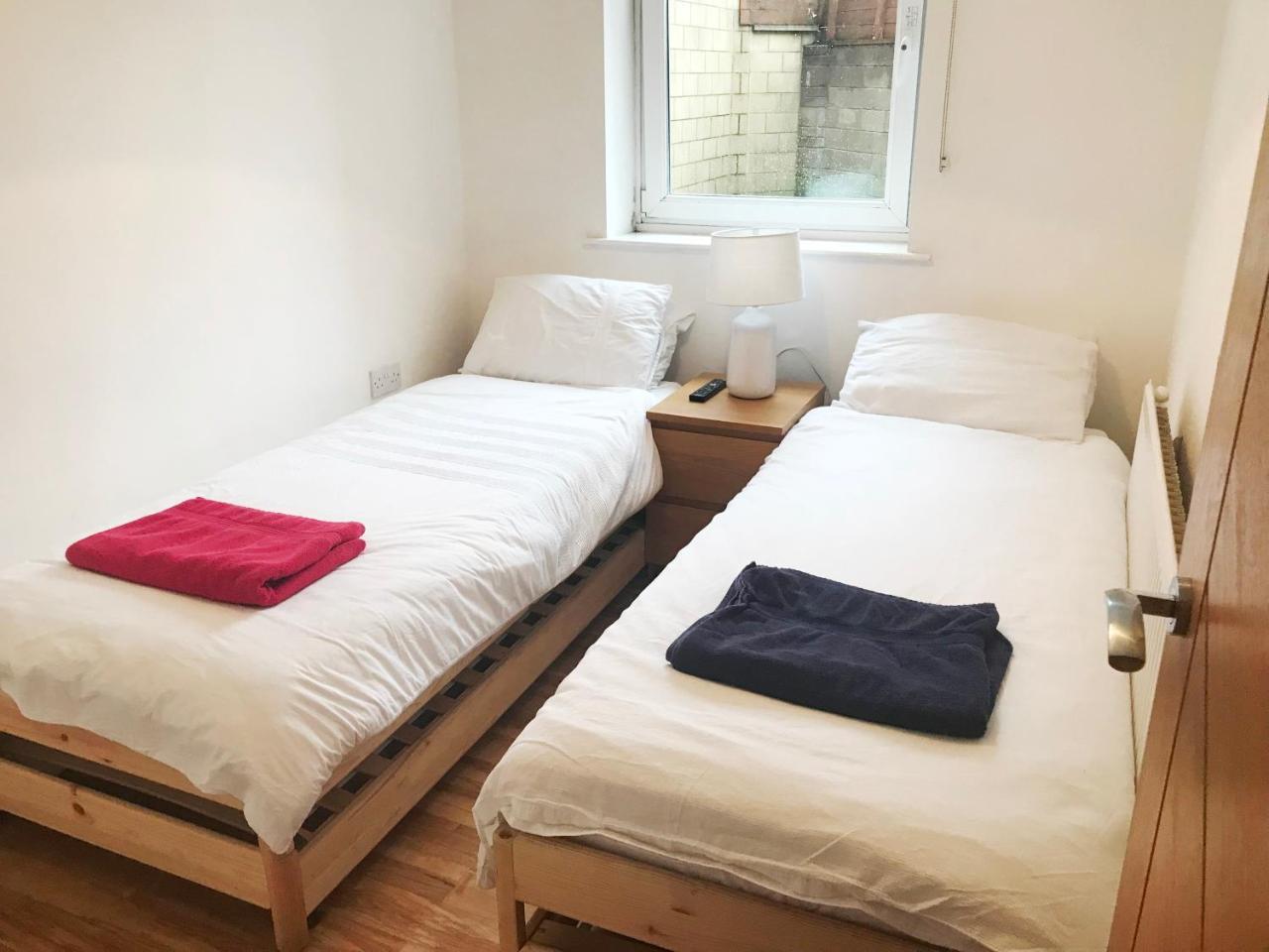 1 Fitzhamon Embankment Apartments Opposite Principality Stadium - Long Stay Offer Cardiff Zewnętrze zdjęcie