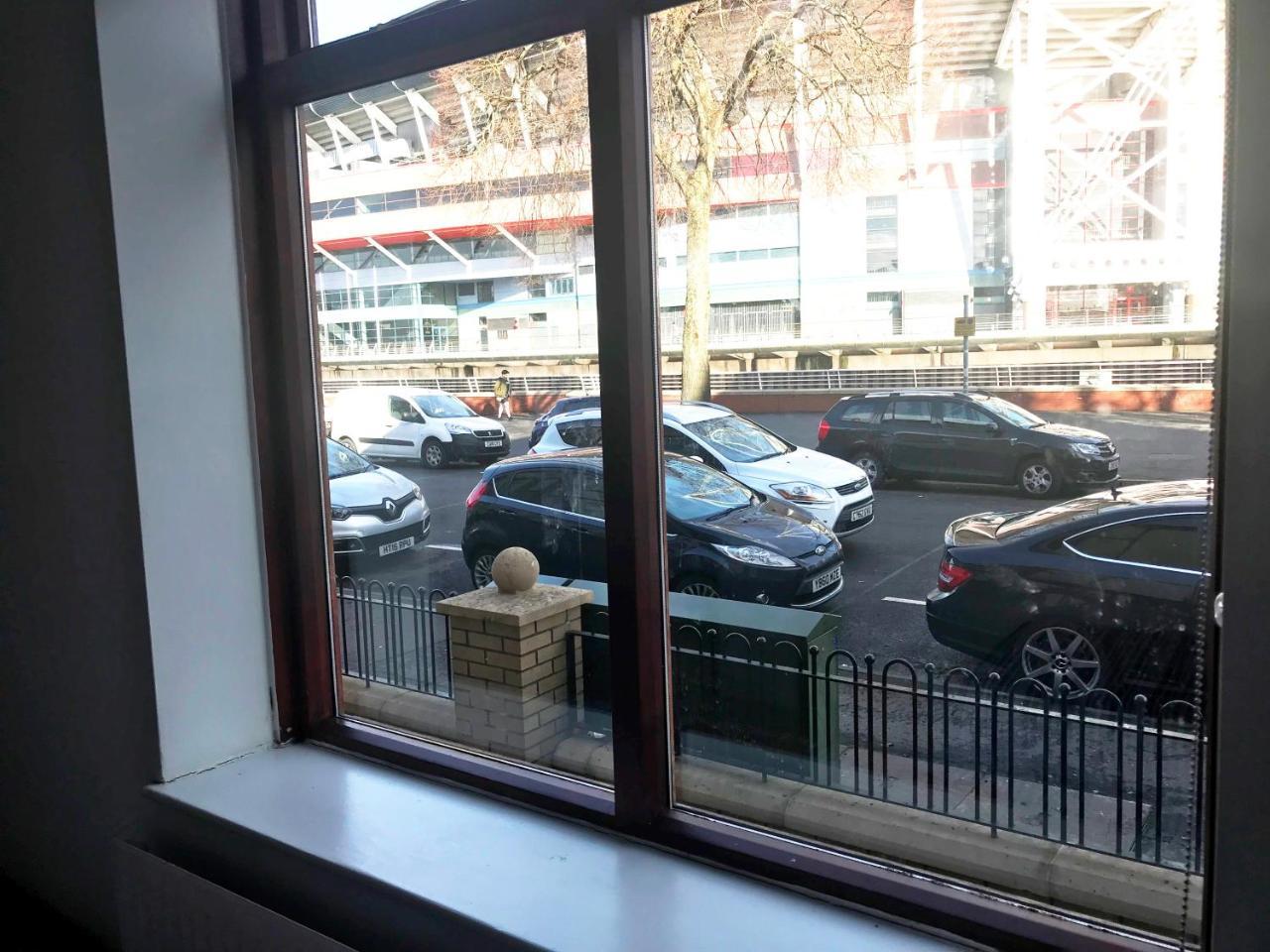 1 Fitzhamon Embankment Apartments Opposite Principality Stadium - Long Stay Offer Cardiff Zewnętrze zdjęcie